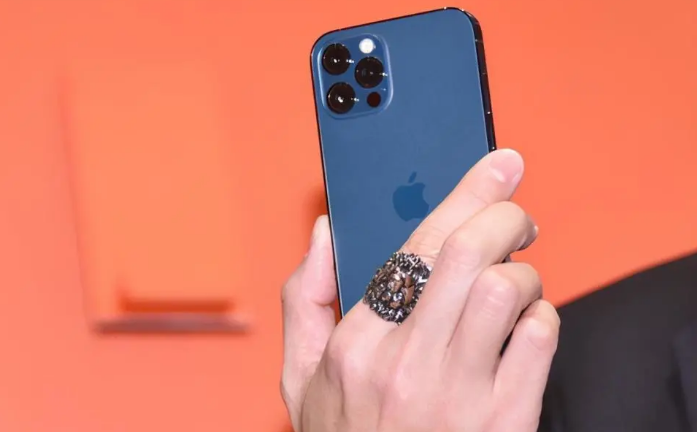 柯桥苹果手机维修分享iPhone12系列重启方法教程 